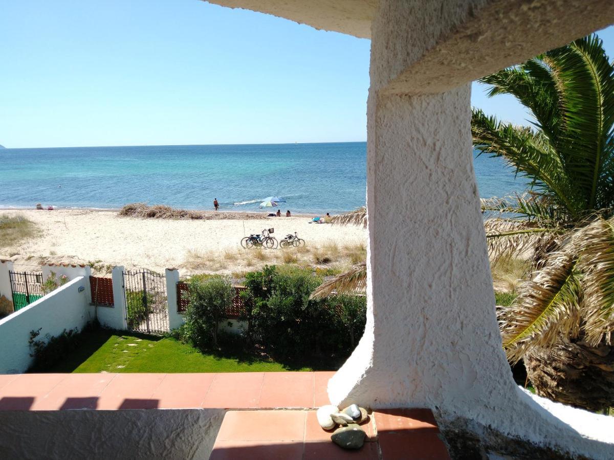 פלומיני די קווארטו In Front Of The Beach - La Terrazza Sul Mare מראה חיצוני תמונה