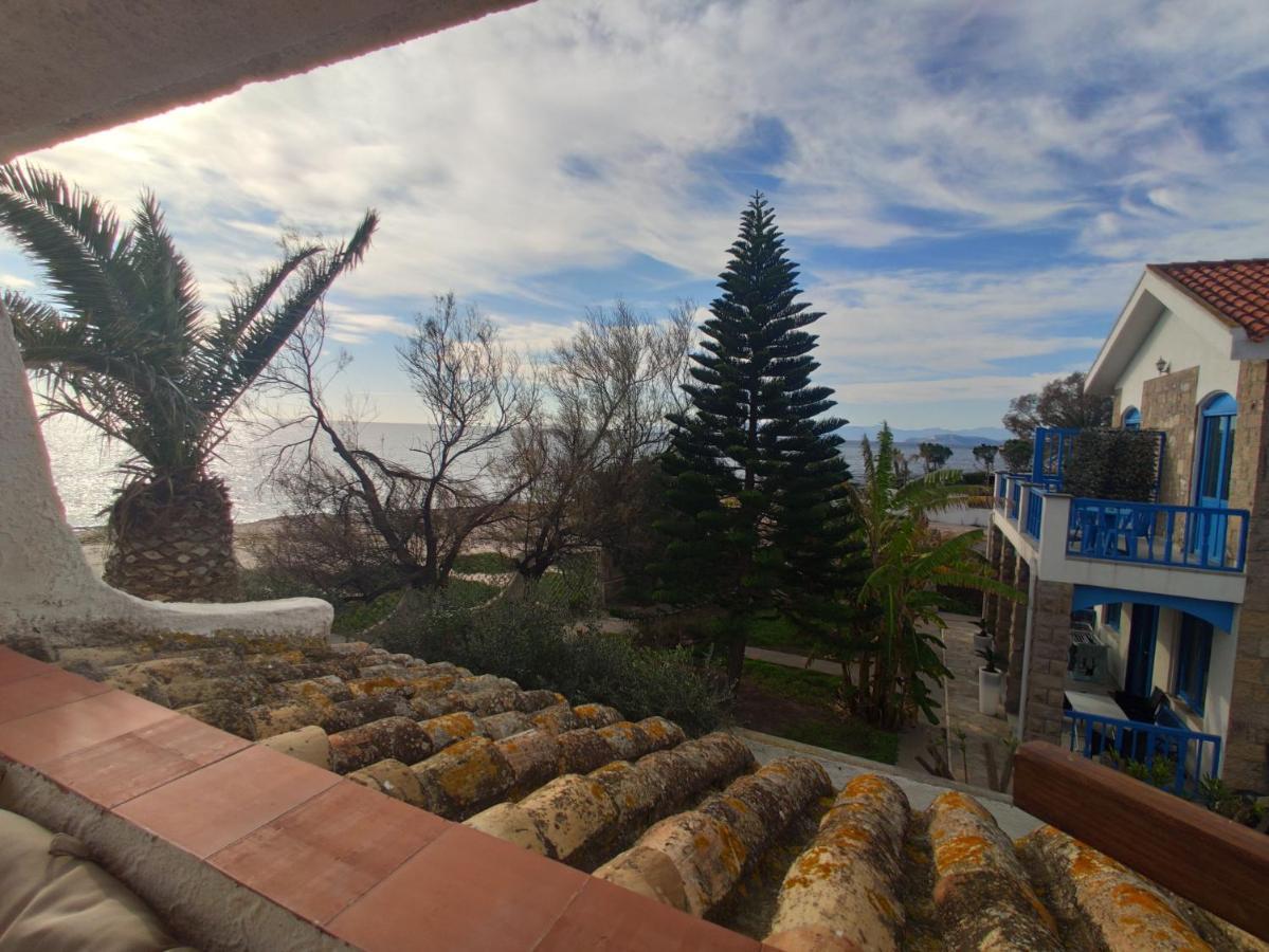 פלומיני די קווארטו In Front Of The Beach - La Terrazza Sul Mare מראה חיצוני תמונה